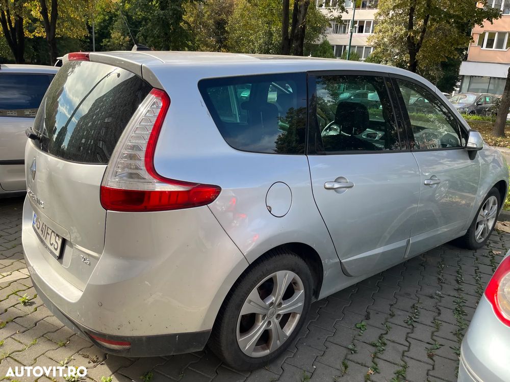 Renault Scenic - 2