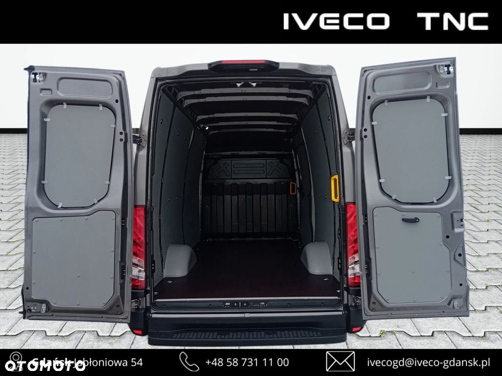 Iveco Daily 35S16A8 V L3H2 DEMO 50-lecie IVECO - 24
