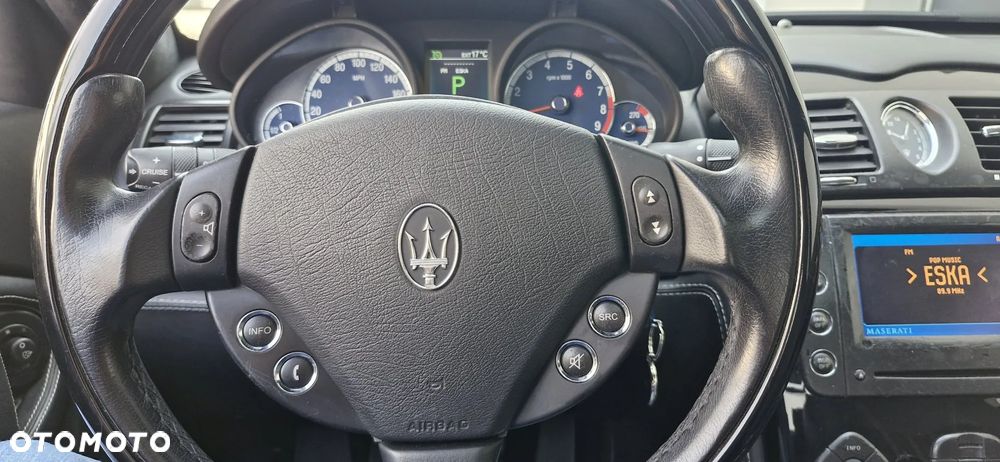 Maserati Quattroporte - 23