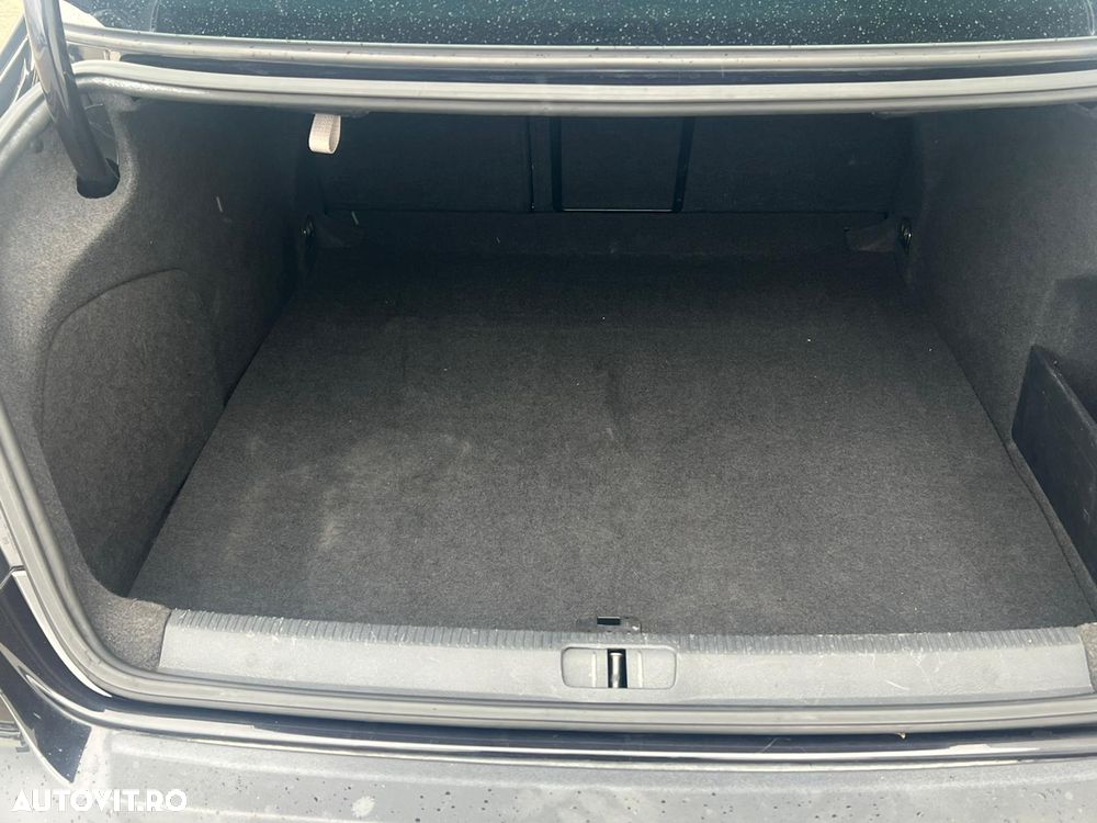 Volkswagen Passat 2.0 TDI DPF DSG R-Line Edition Plus - 37