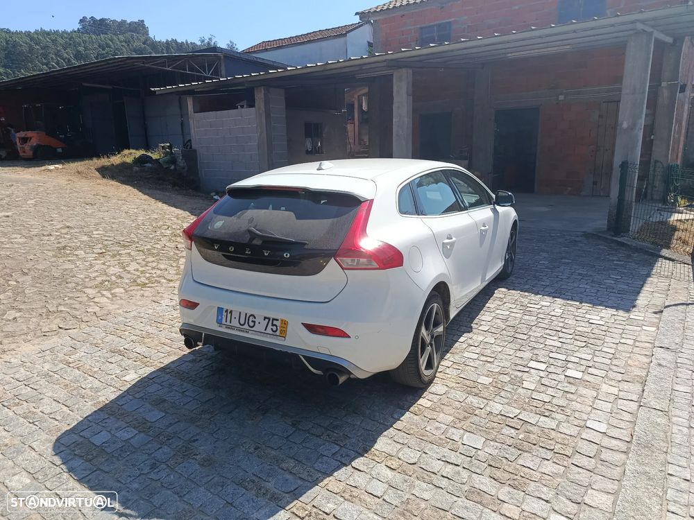 Volvo V40 2.0 D4 R-Design - 5