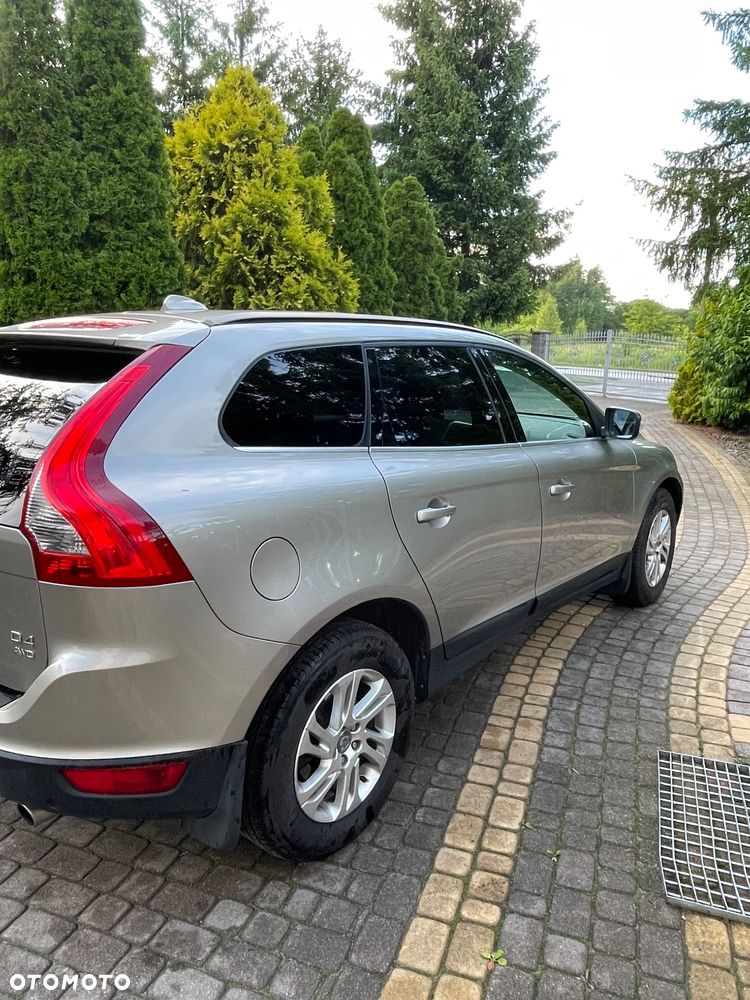 Volvo XC 60 - 4