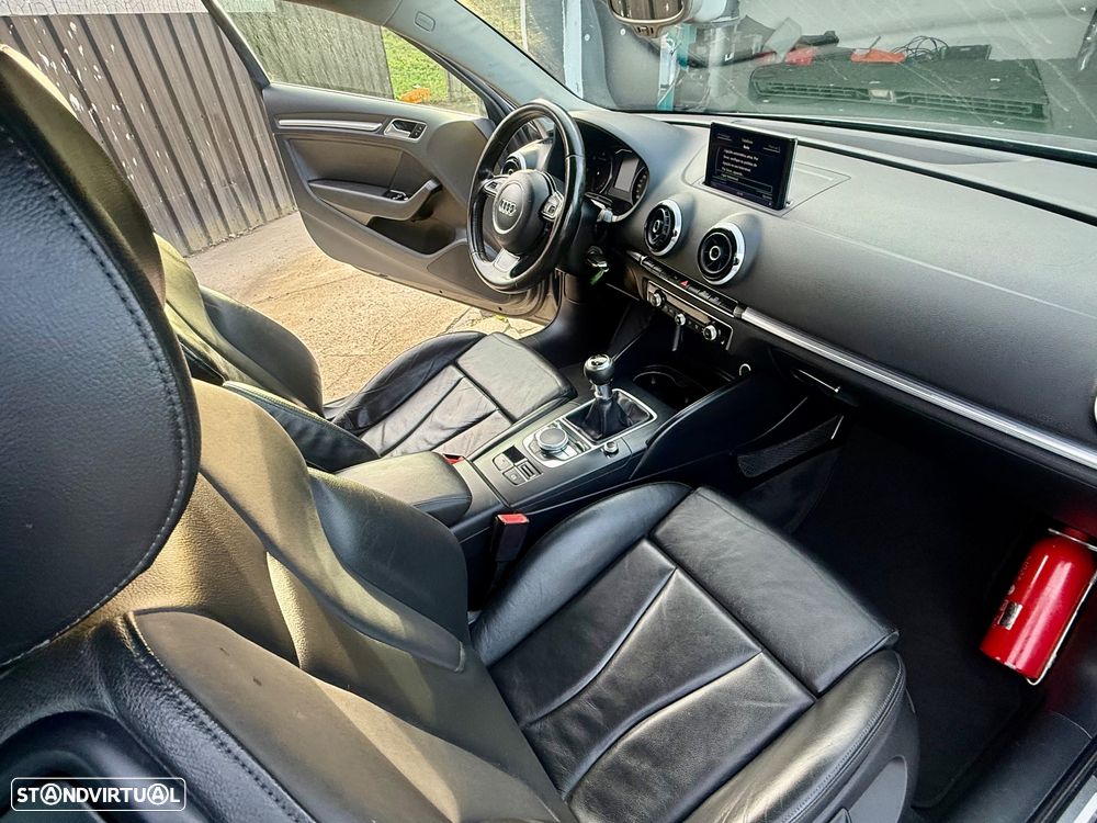Audi A3 1.6 TDI S-line - 7
