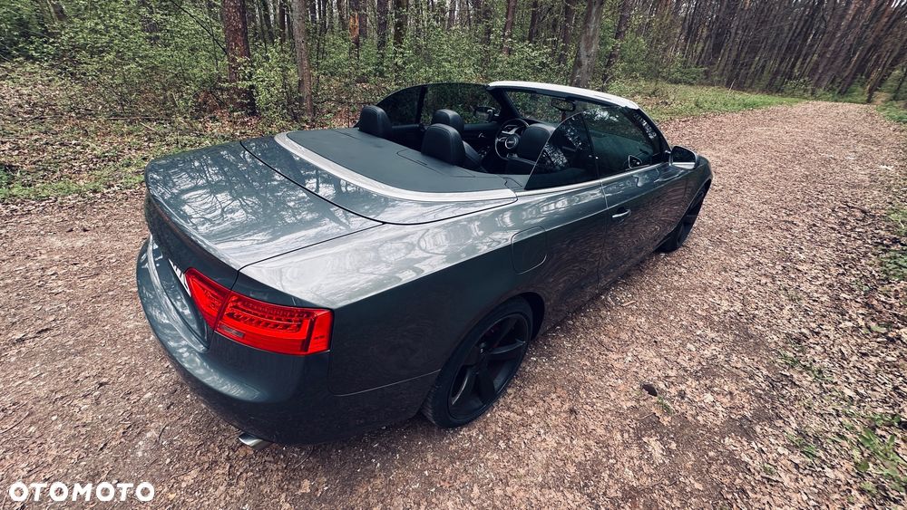 Audi A5 Cabrio - 6