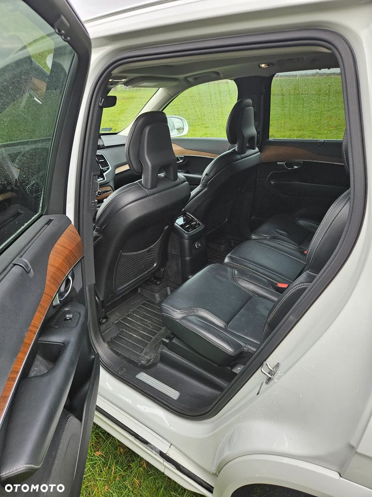 Volvo XC 90 - 17