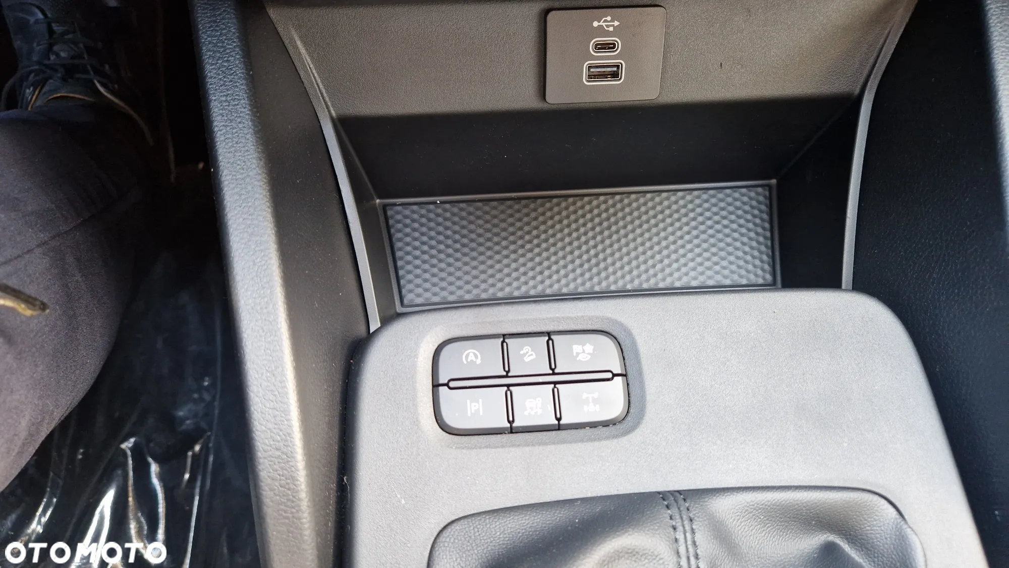 Ford Ranger D/cab - 18