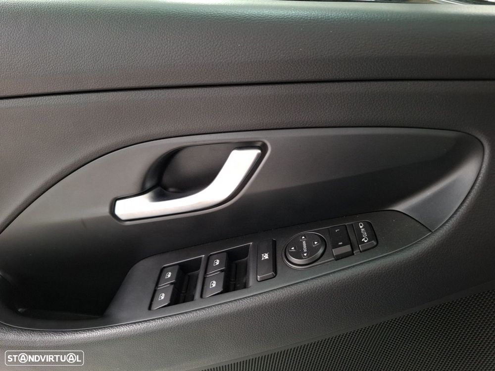 Hyundai i30 1.0 T-GDI Style Plus - 22