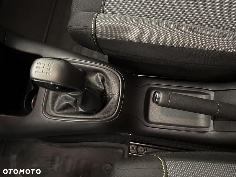 Citroën C3 1.2 PureTech Feel - 17