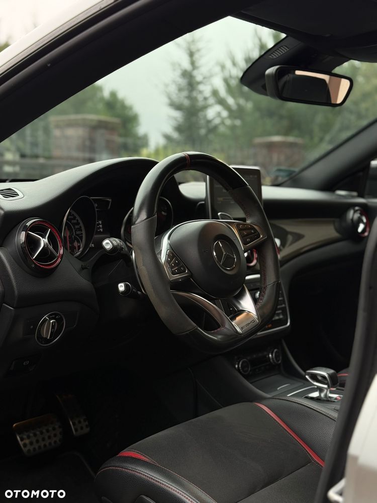Mercedes-Benz CLA - 6