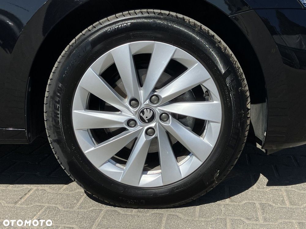 Skoda Octavia 1.5 TSI mHEV Edition 130 Selection DSG - 12