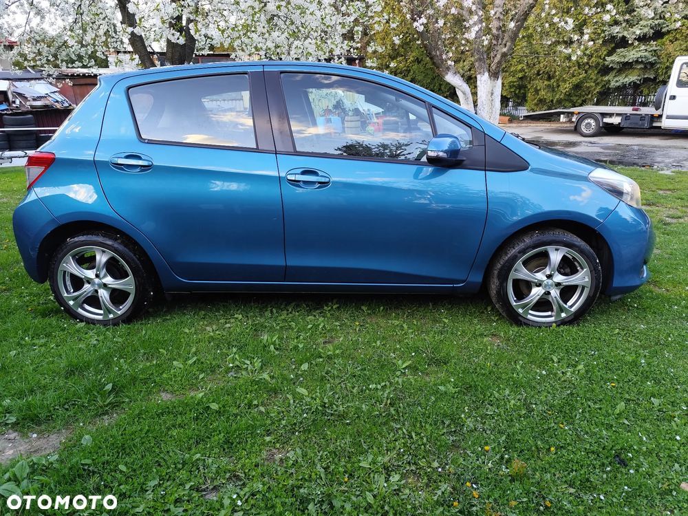 Toyota Yaris 1.33 VVT-i Comfort - 4