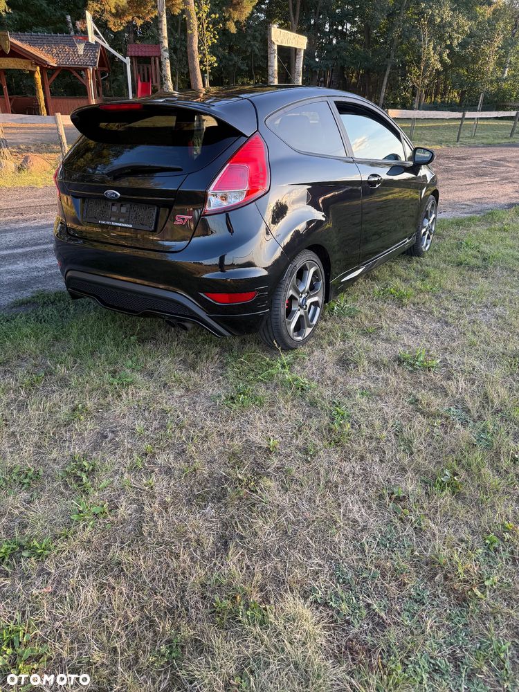 Ford Fiesta ST - 3