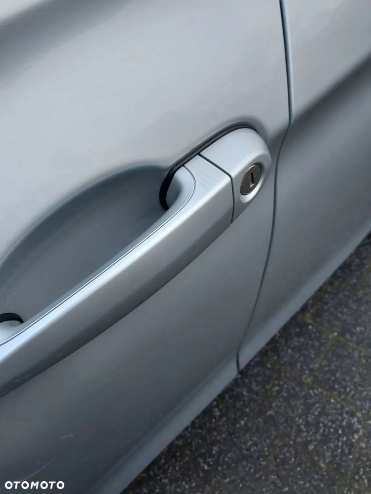 BMW Seria 3 320d Efficient Dynamics - 18