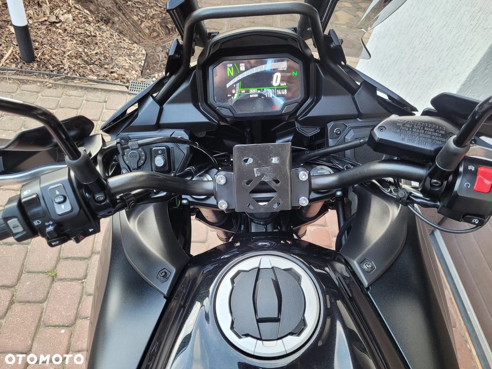 Kawasaki Versys 650 - 19