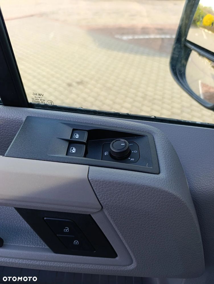 Volkswagen Crafter - 10