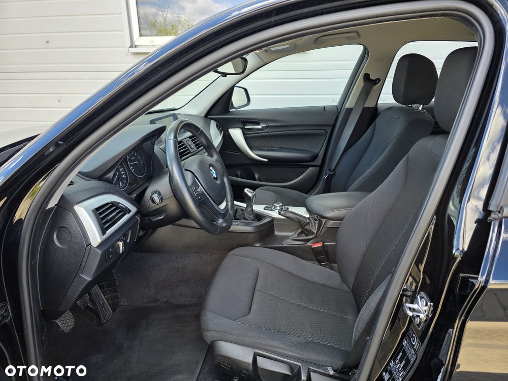BMW Seria 1 116i - 21