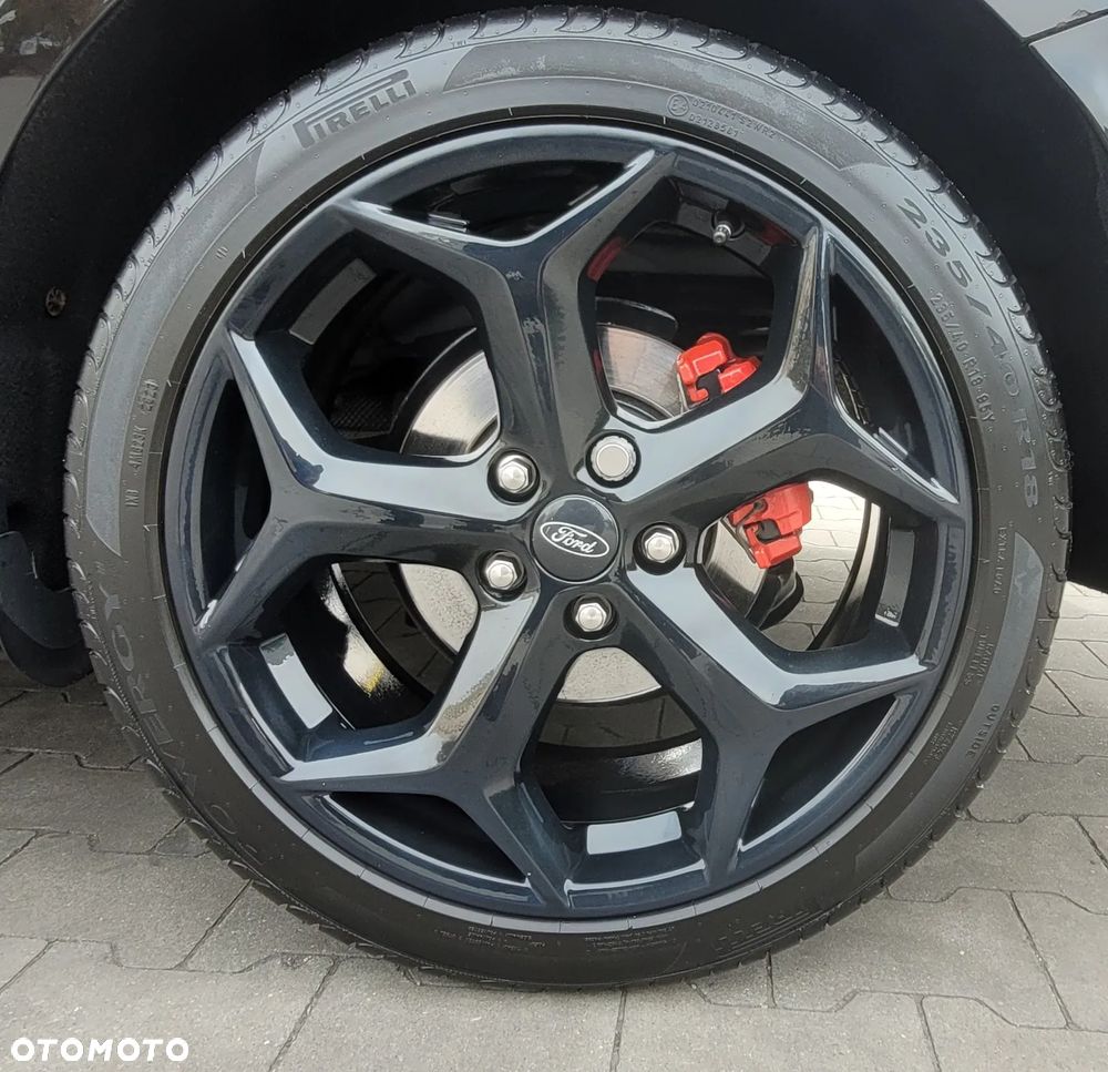 Ford Focus 1.5 EcoBoost STart-Stopp-System ST-LINE - 12