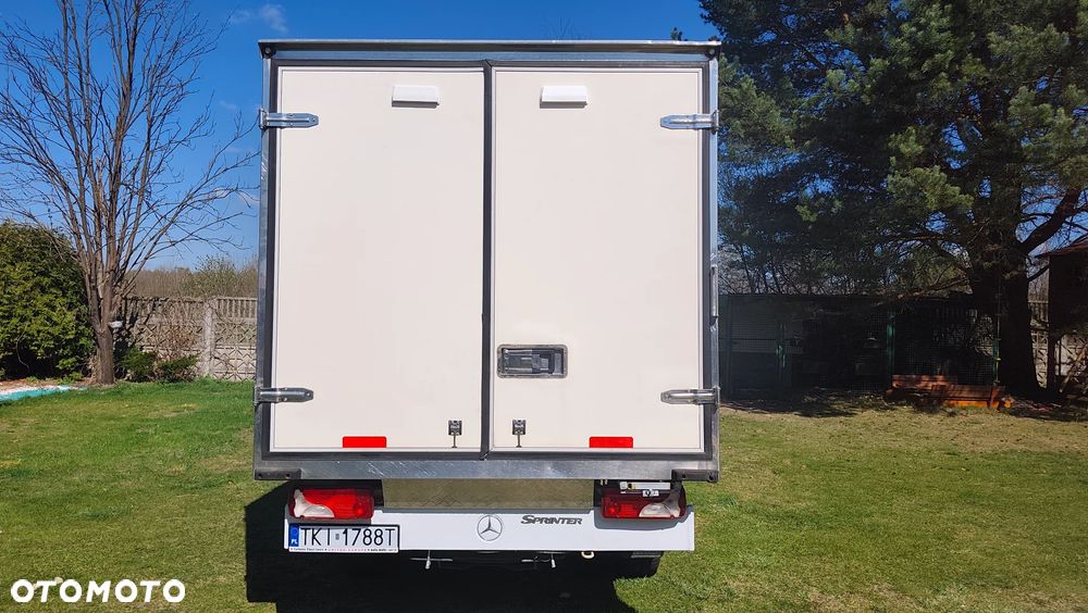 Mercedes-Benz Sprinter - 5