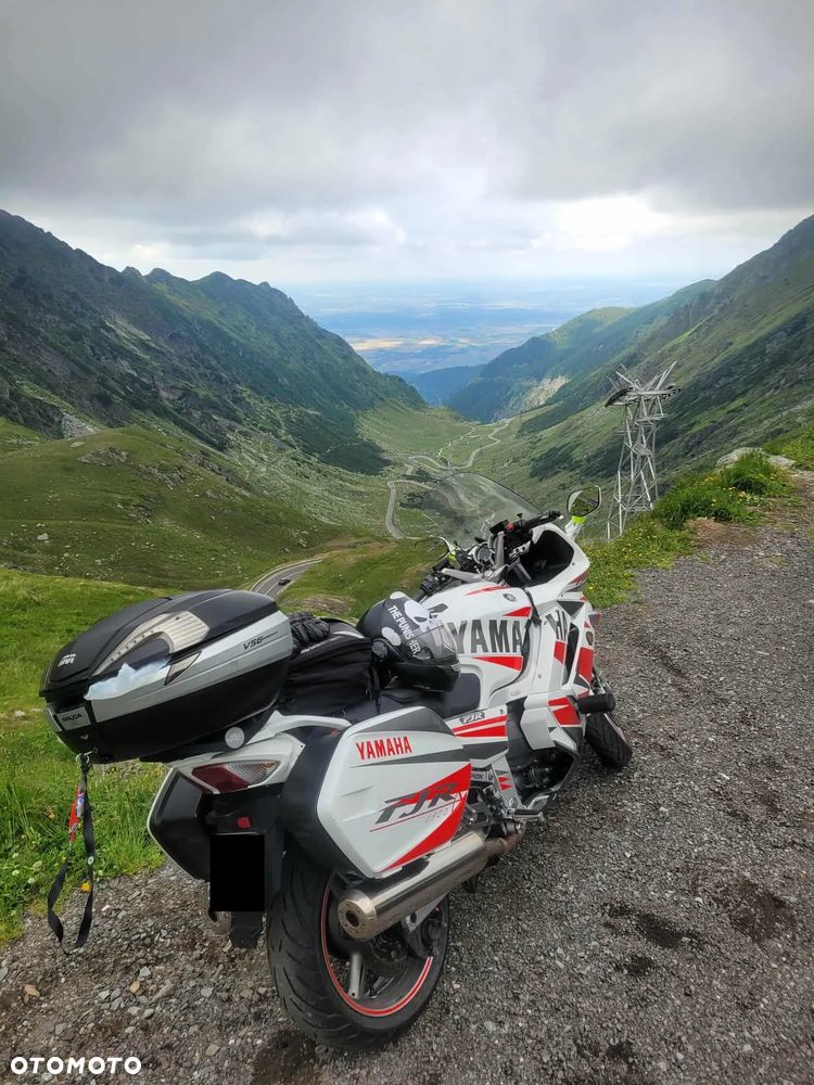 Yamaha FJR - 3