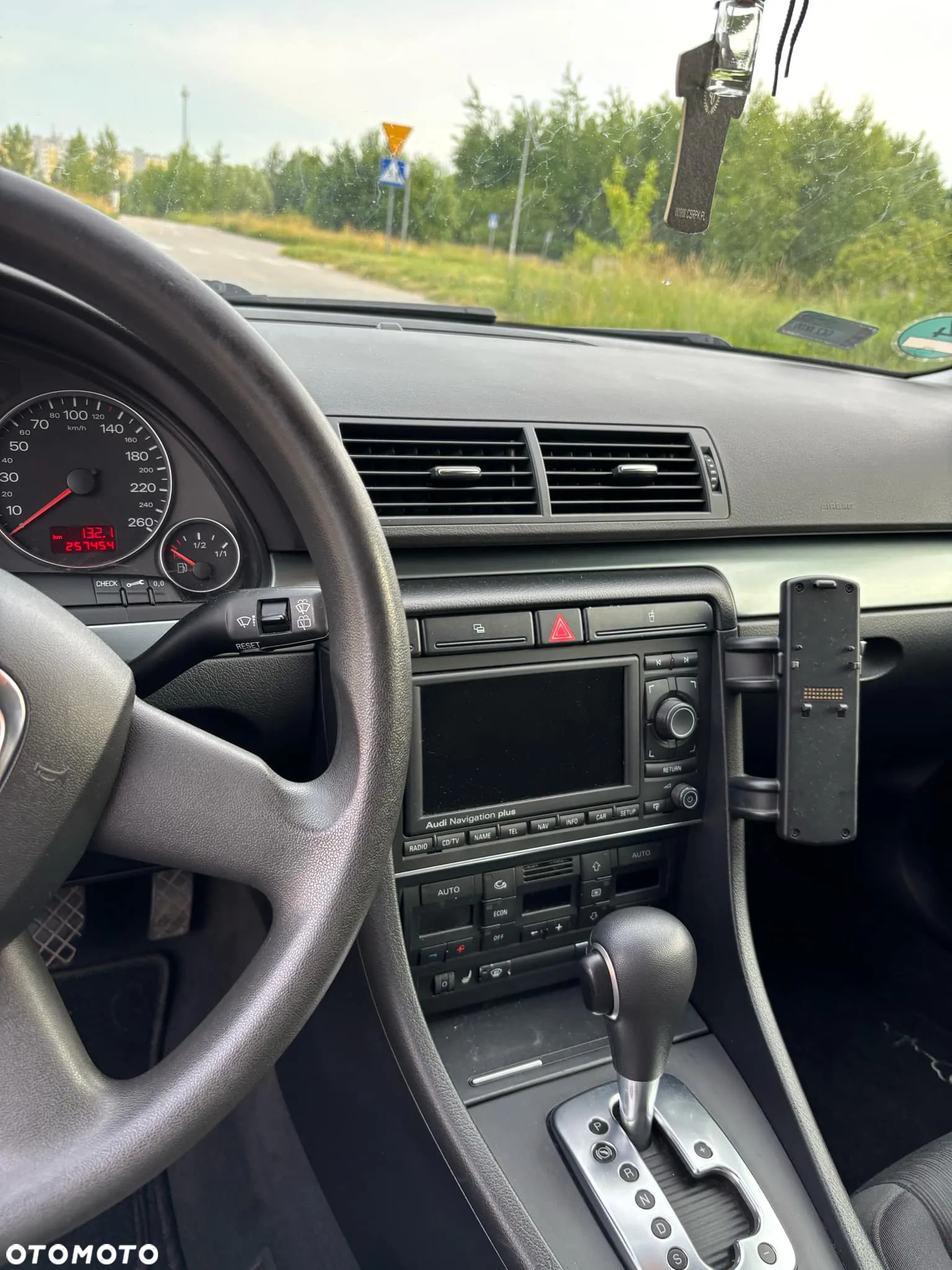Audi A4 Avant 1.8T Multitronic - 9