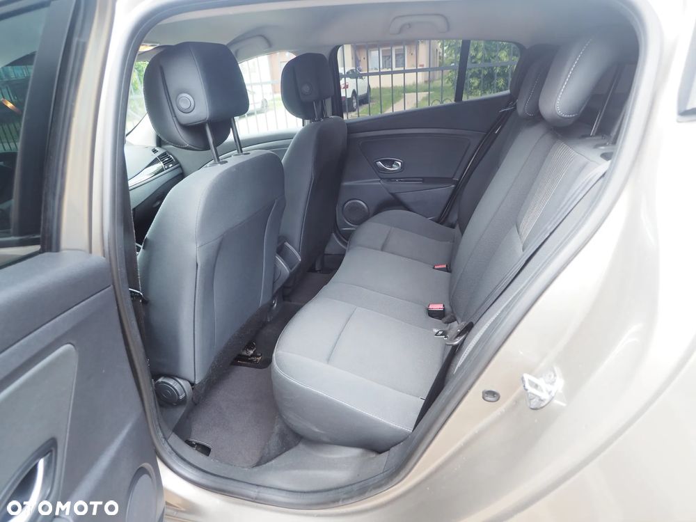 Renault Megane - 12