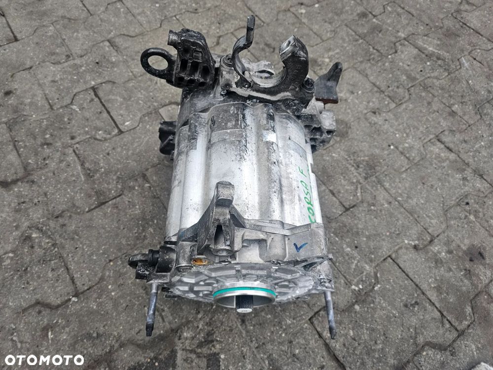 SILNIK ELEKTRYCZNY SKRZYNIA ZK01 CORSA F MOKKA II PEUGEOT - 2