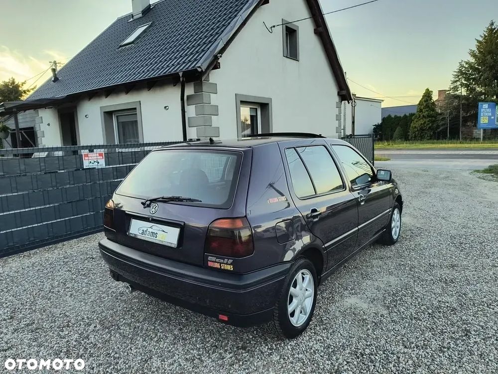 Volkswagen Golf - 3