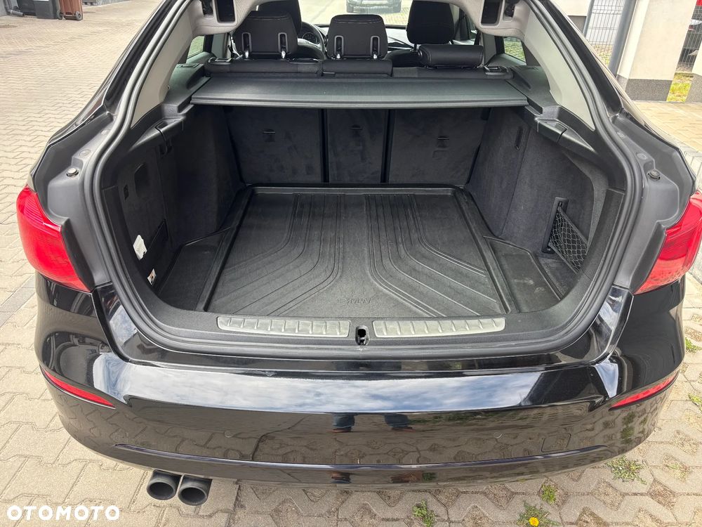 BMW 3GT 320i Sport Line - 9