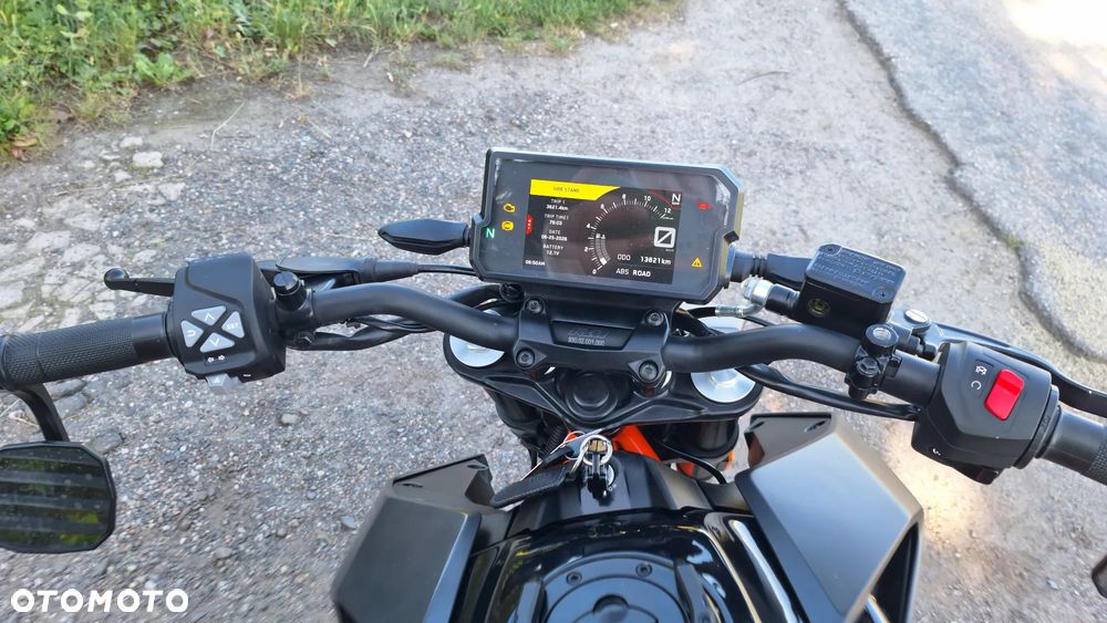 KTM Duke 125 - 29