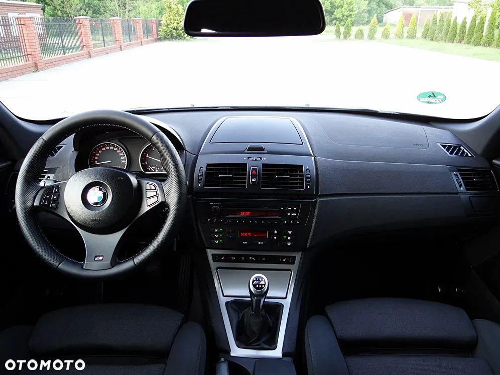 BMW X3 2.0d - 25
