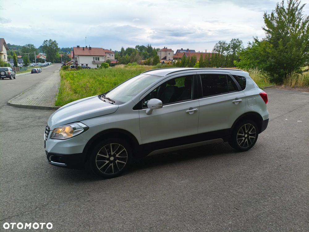 Suzuki SX4 S-Cross 1.6 DDiS 4x4 Comfort - 3
