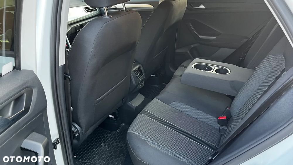 Volkswagen T-Roc 1.5 TSI GPF ACT Active DSG - 6