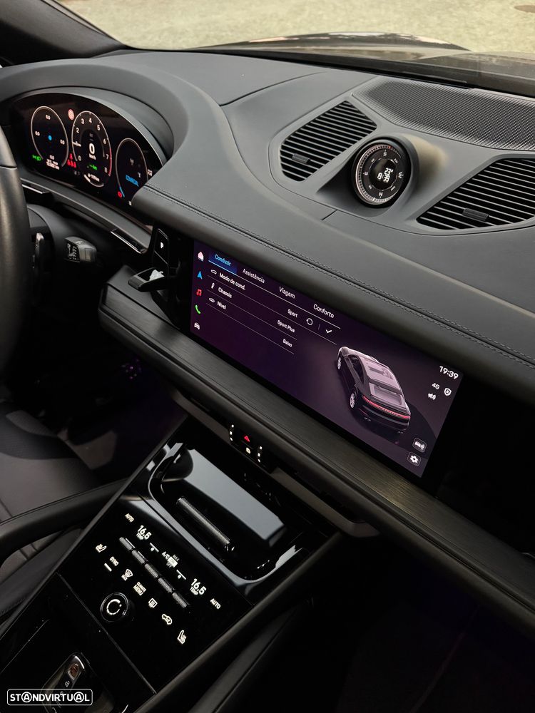 Porsche Cayenne Coupé E-Hybrid Tiptronic S Black Edition - 10