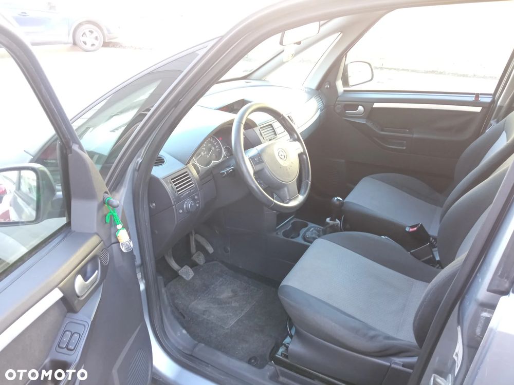 Opel Meriva 1.4 - 9