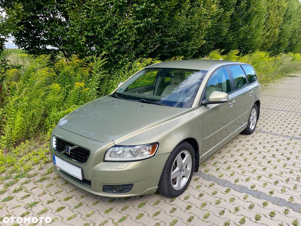 Volvo V50 - 1