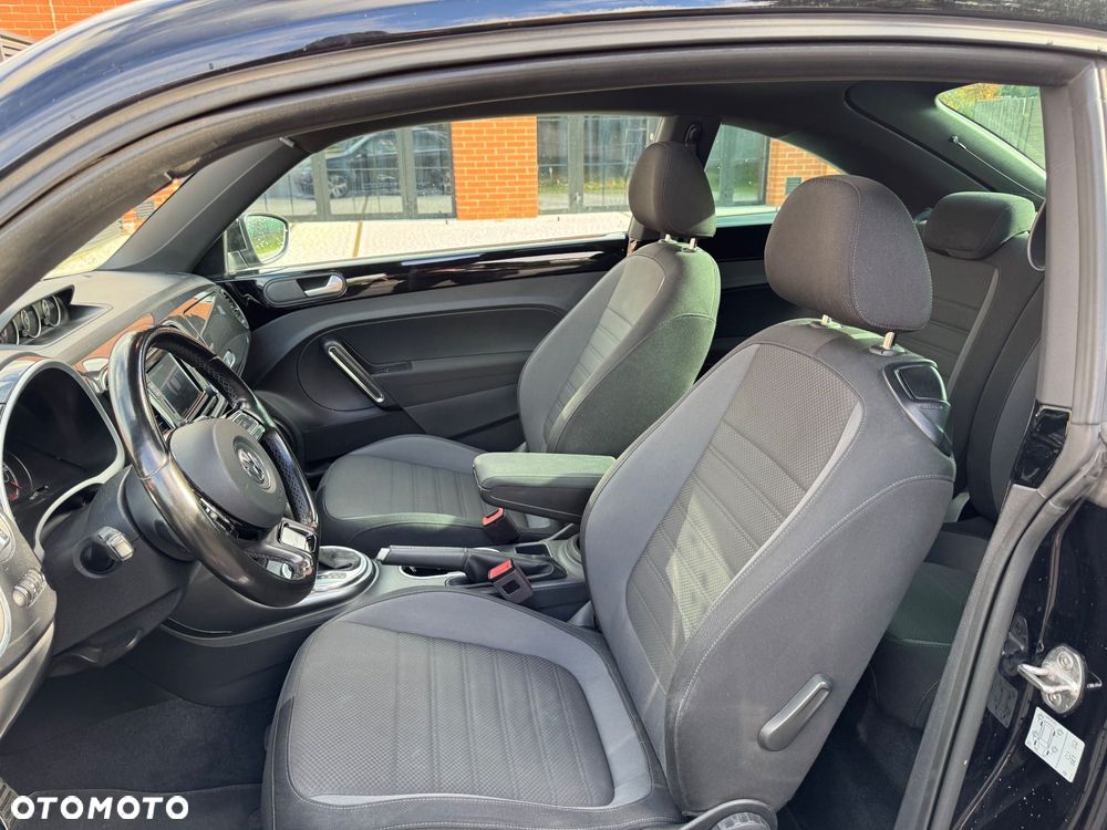 Volkswagen Beetle 1.4 TSI BMT R-Line DSG - 18