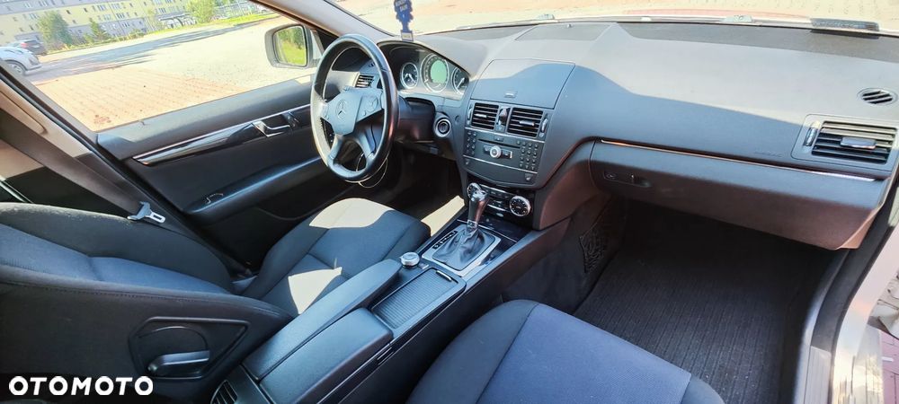 Mercedes-Benz Klasa C 200 Kompressor Automatik Classic - 17