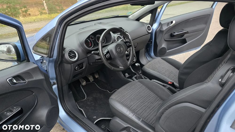 Opel Corsa 1.4 16V Energy - 23