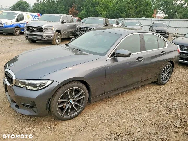 BMW Seria 3 330i - 1