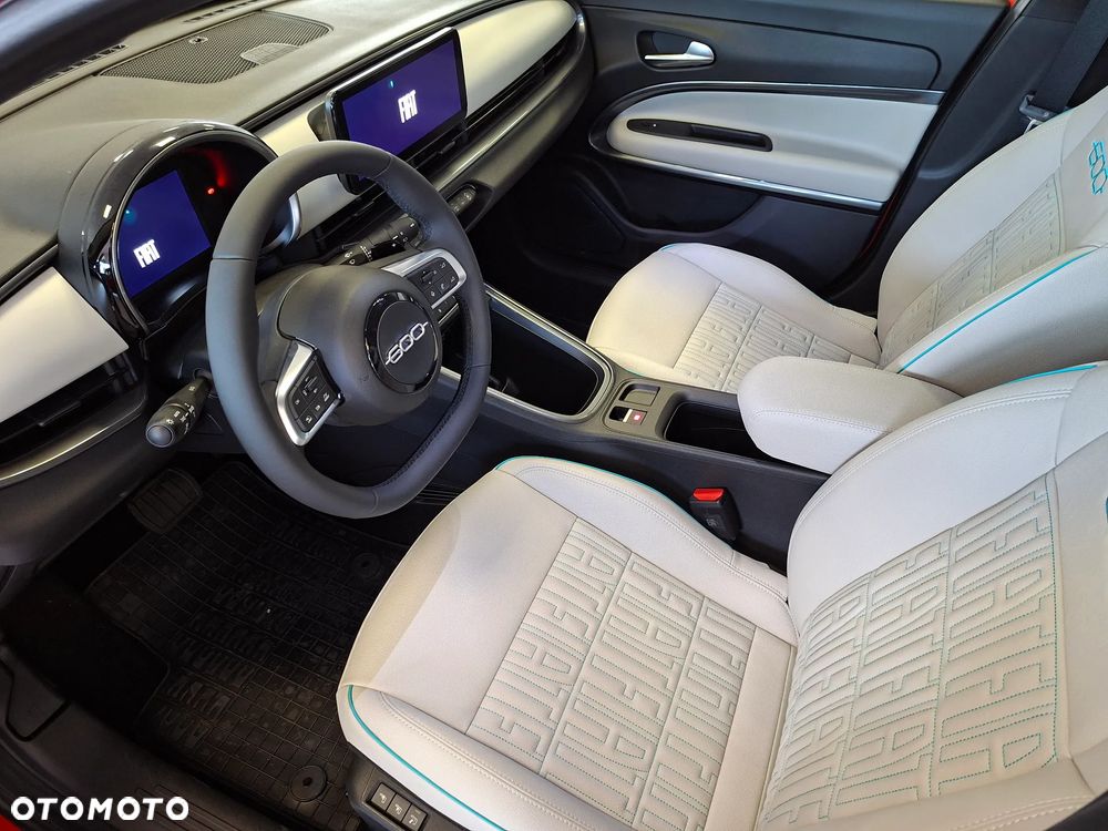 Fiat 600 1.2 Turbo Hybrid La Prima eDCT - 6