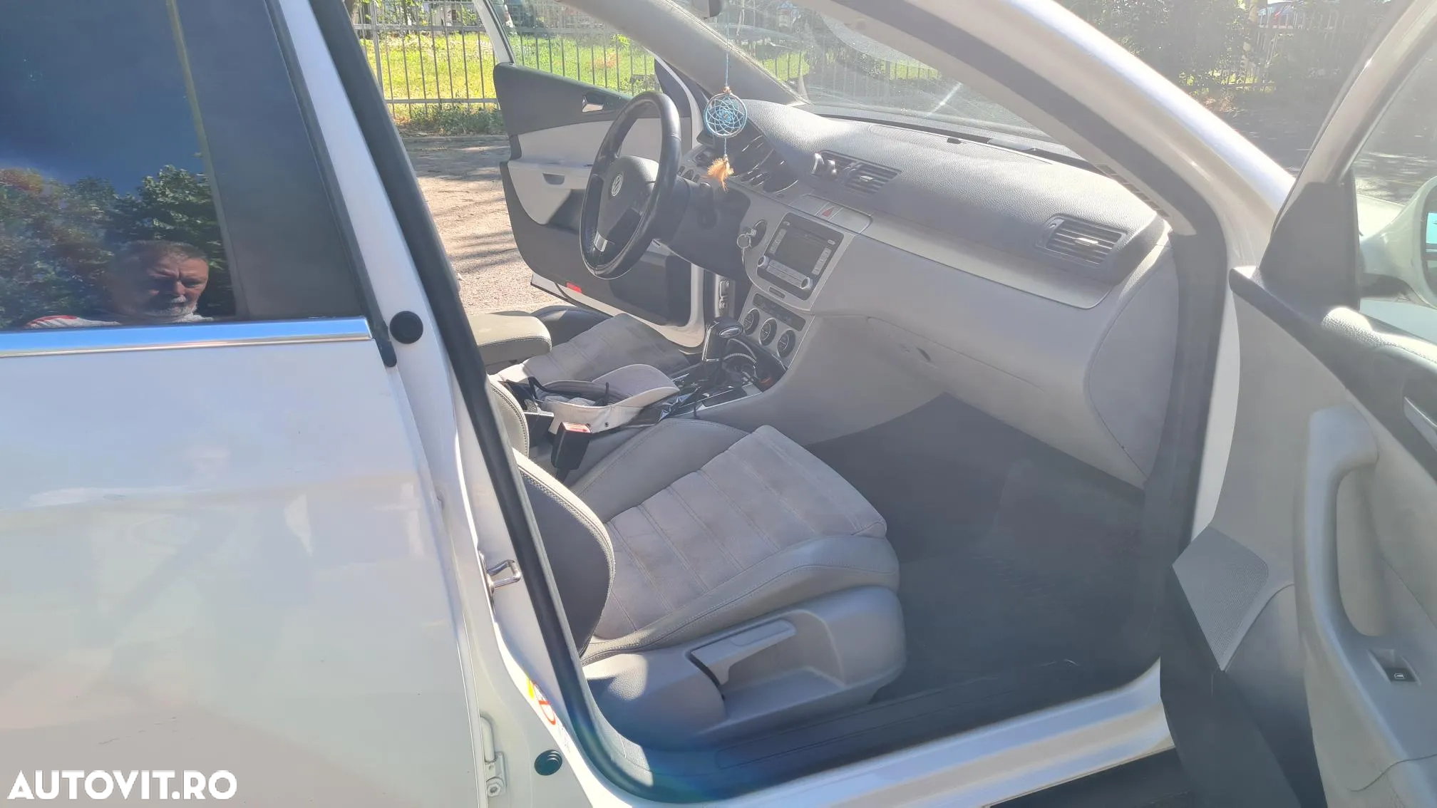 Volkswagen Passat 2.0TDI Highline DPF DSG - 14