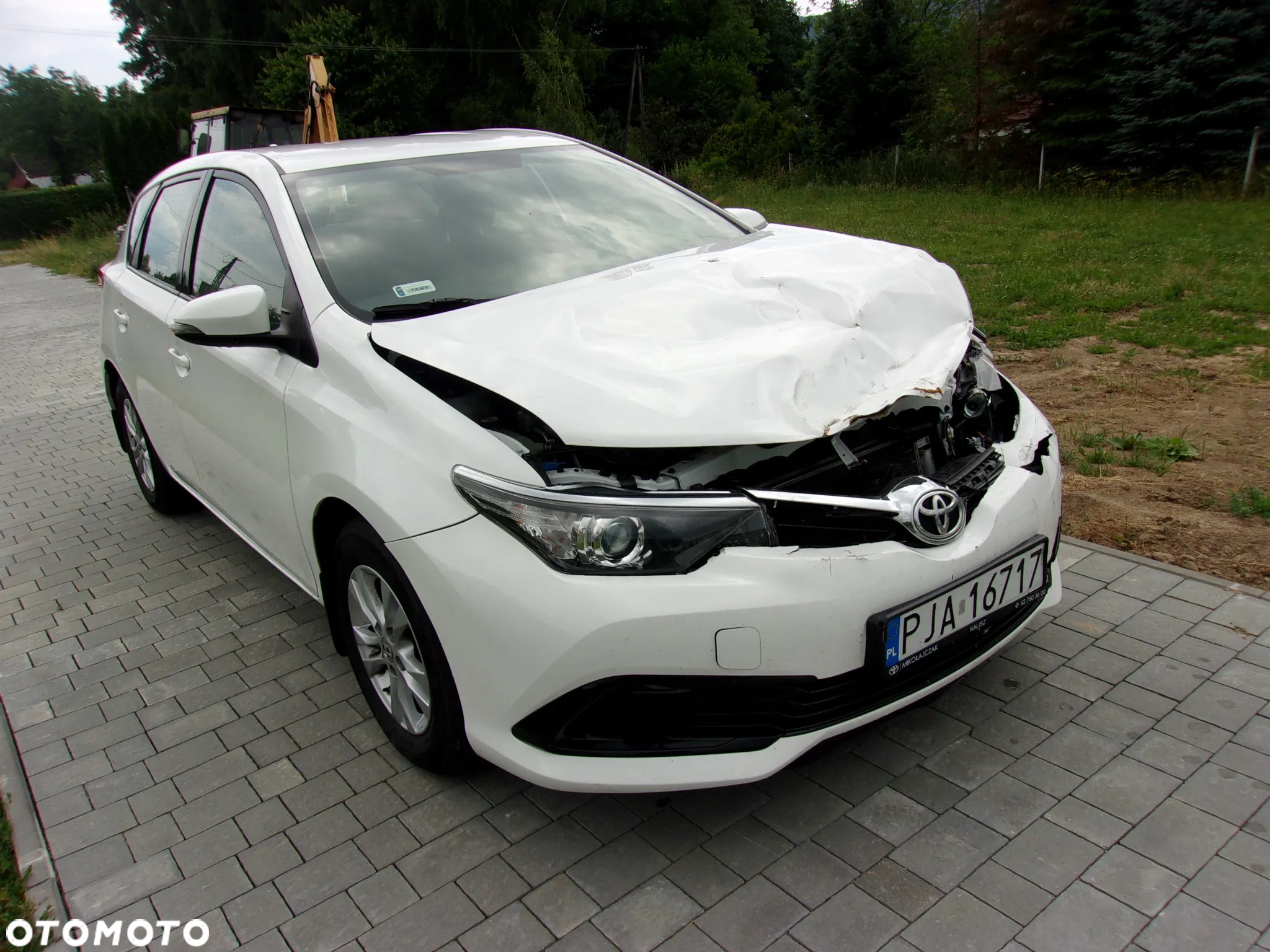 Toyota Auris 1.33 VVT-i Active - 4