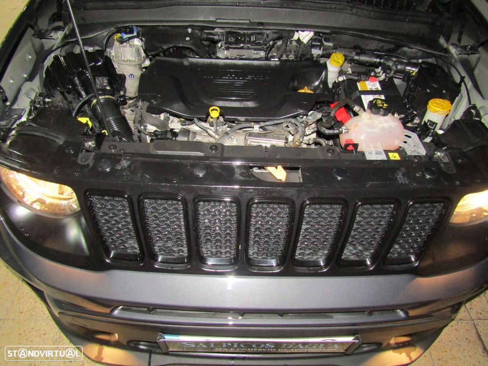 Jeep Renegade 1.6 MJD Night Eagle - 18