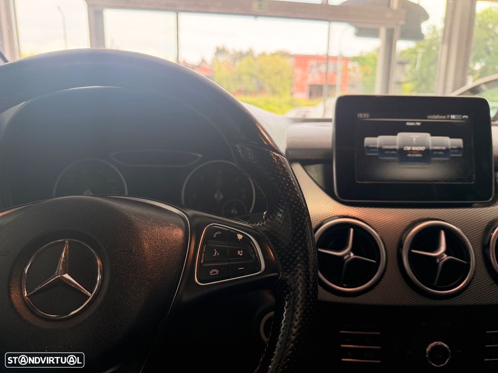 Mercedes-Benz B 200 d Fleet Pack Urban Aut. - 24