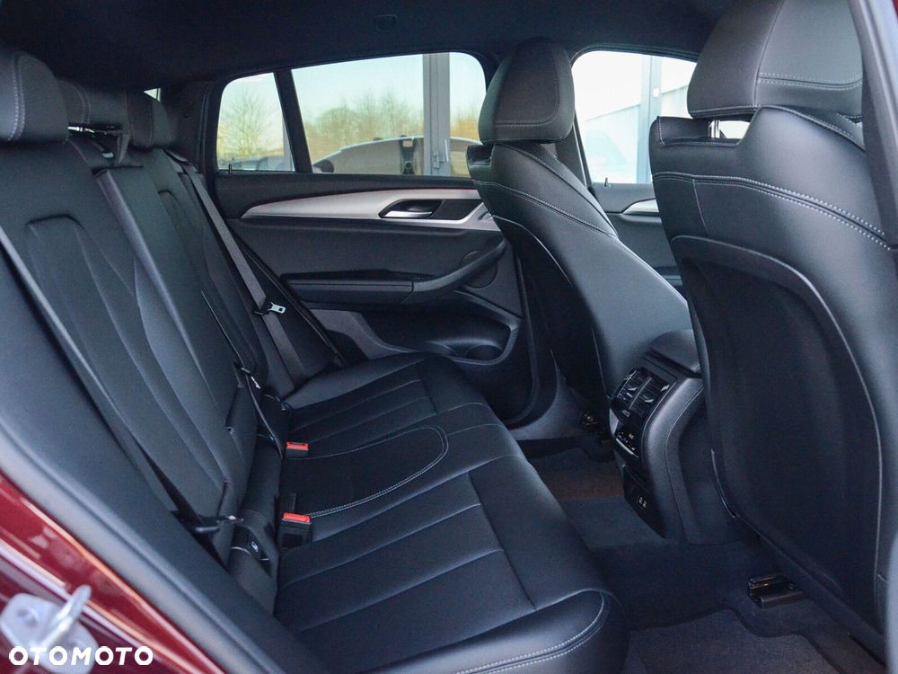 BMW X4 - 34