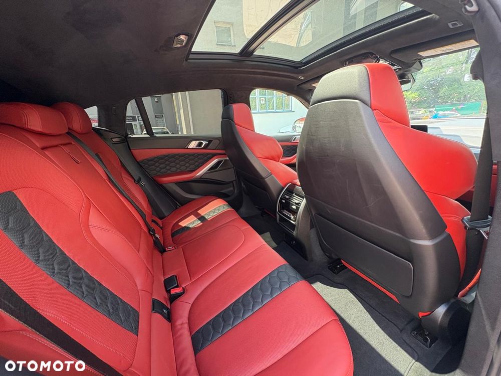 BMW X6M - 15