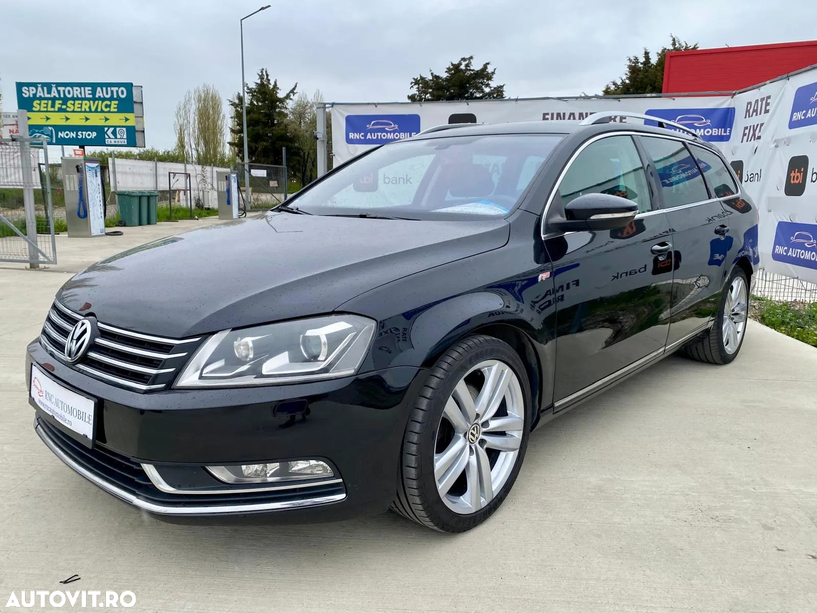 Volkswagen Passat Variant 2.0 TDI DPF DSG R-Line Edition Plus - 2