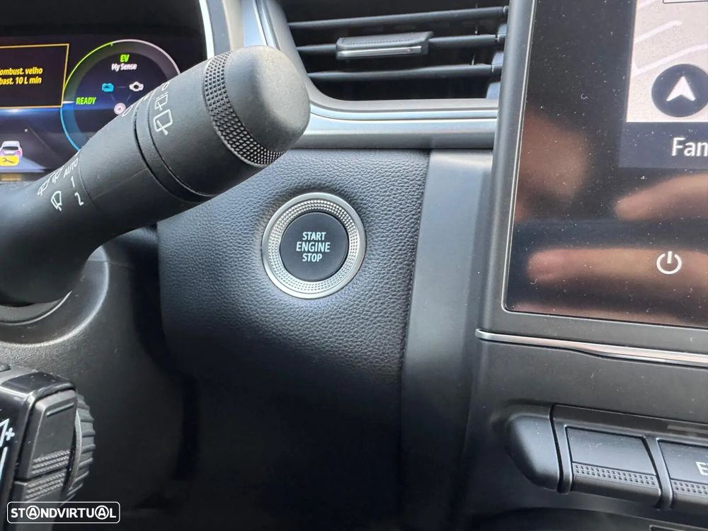 Renault Captur 1.6 E-Tech Plug-In Hybrid Techno - 36