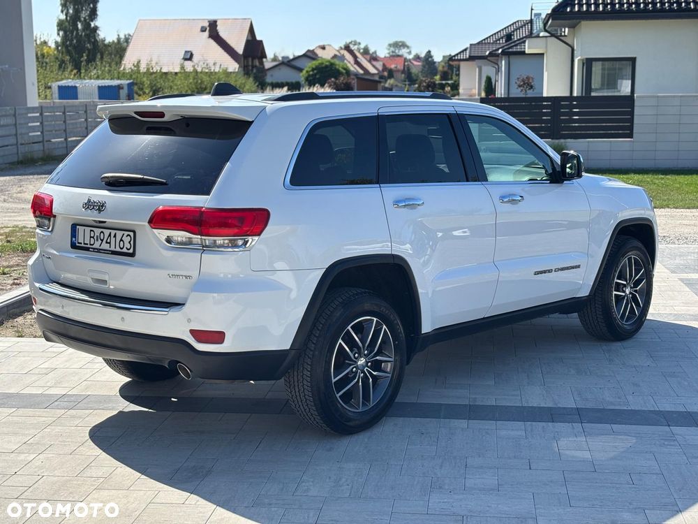 Jeep Grand Cherokee - 11