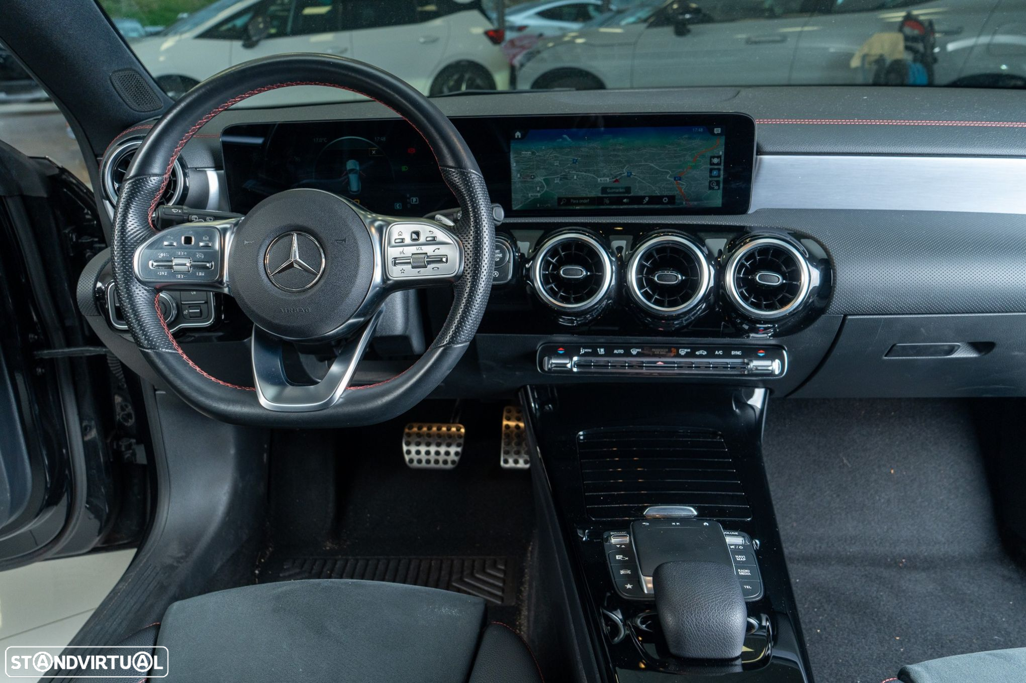 Mercedes-Benz CLA 180 Shooting Brake 7G-DCT AMG Line - 7